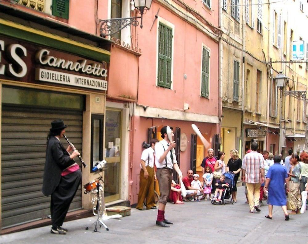 Via Palazzo Sanremo Hotel Bagian luar foto