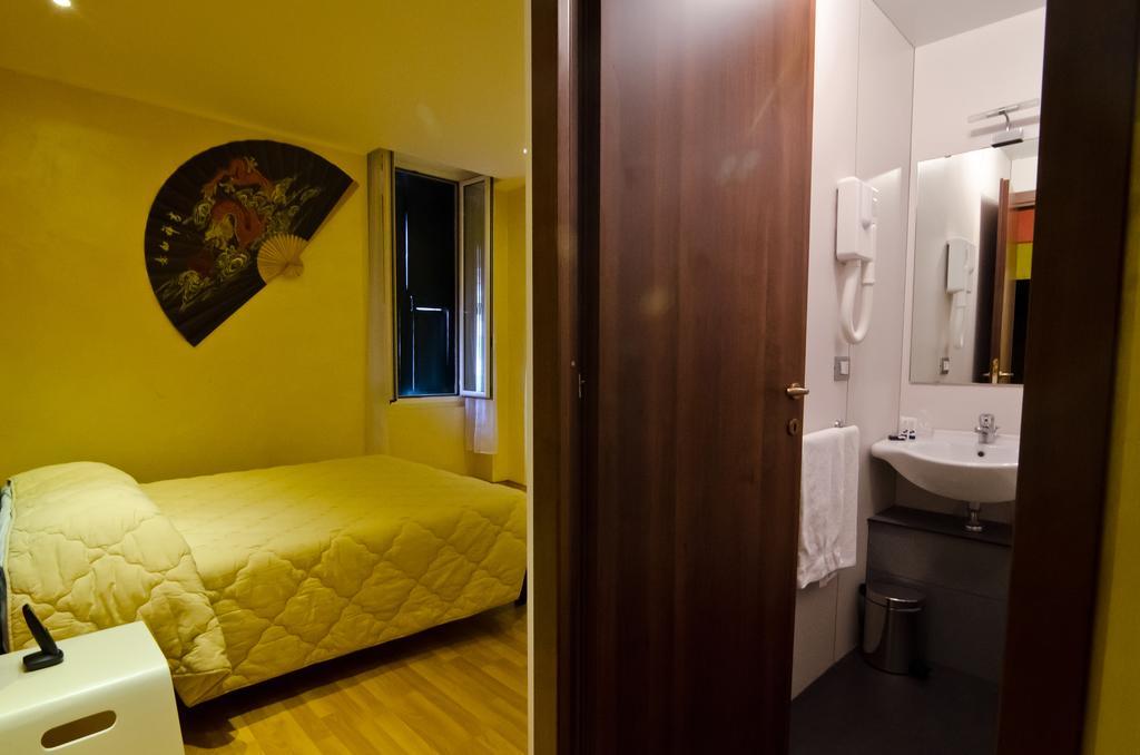 Via Palazzo Sanremo Hotel Bagian luar foto